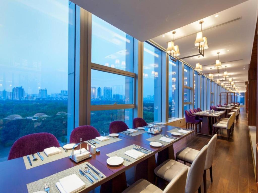 Ming Du Lakeside Hotel 南宁 外观 照片