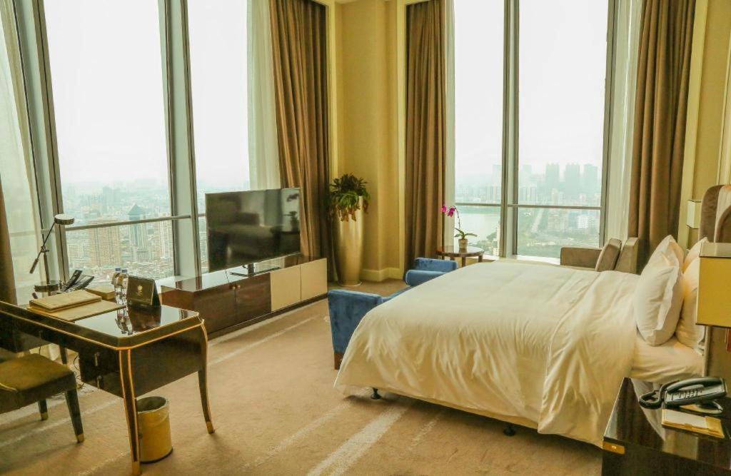 Ming Du Lakeside Hotel 南宁 外观 照片