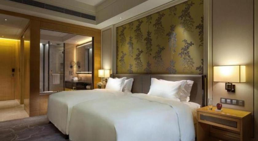 Ming Du Lakeside Hotel 南宁 外观 照片