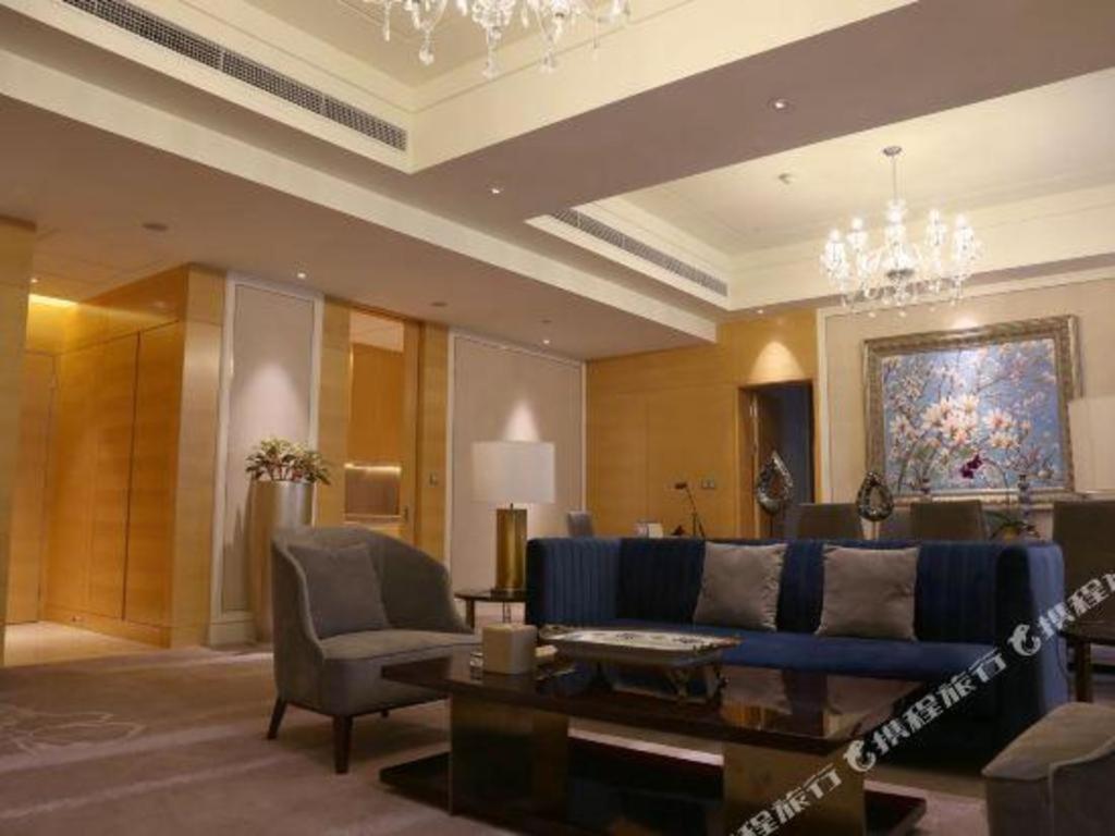 Ming Du Lakeside Hotel 南宁 外观 照片