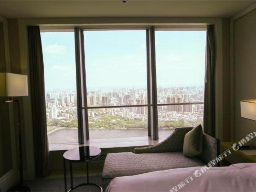 Ming Du Lakeside Hotel 南宁 外观 照片